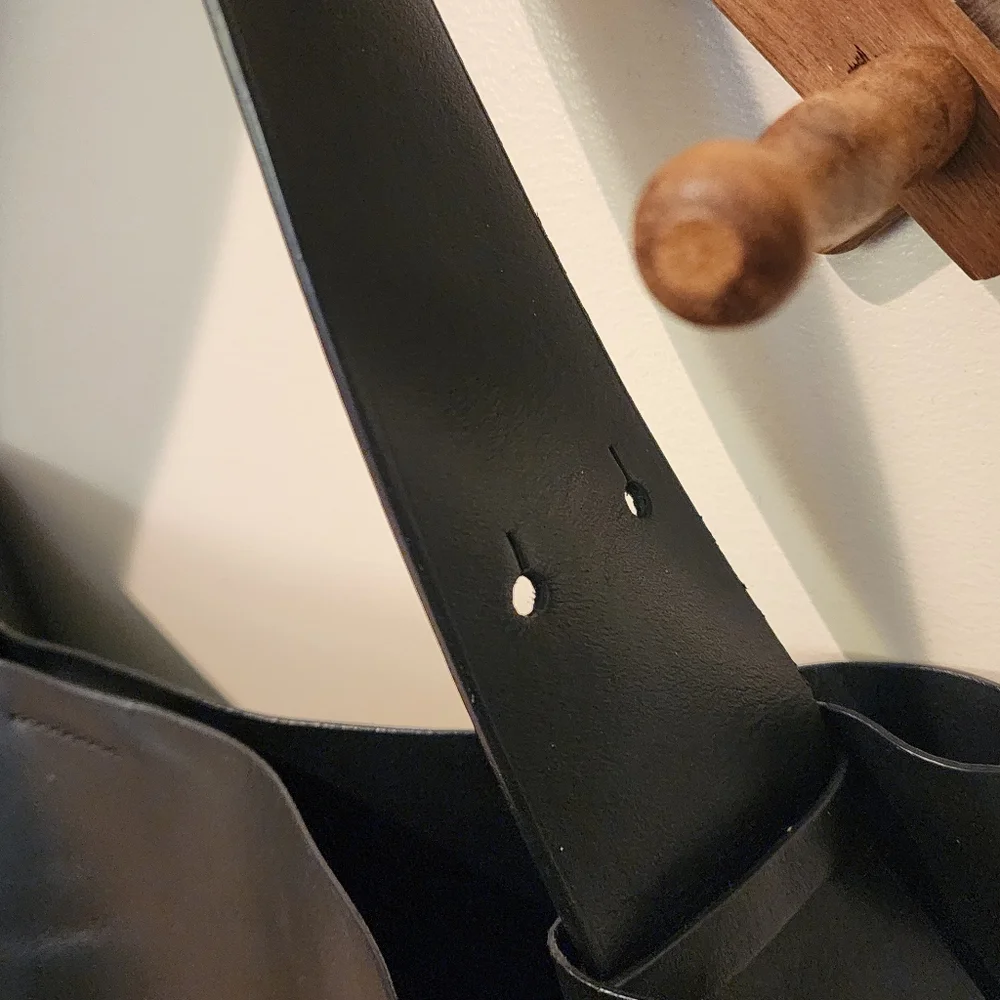 COS Black Leather Tote Bag - Picture 5 of 16
